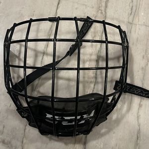 CCM hockey mask cage size small